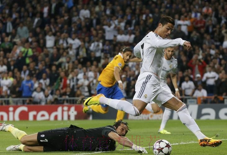 友谊赛-皇马1-3尤文 维尼修斯破门基恩DV9建功